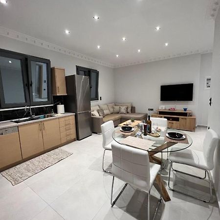 Kontis' Furnished Apartment Loutraki  Ngoại thất bức ảnh