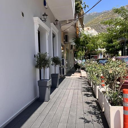 Kontis' Furnished Apartment Loutraki  Ngoại thất bức ảnh