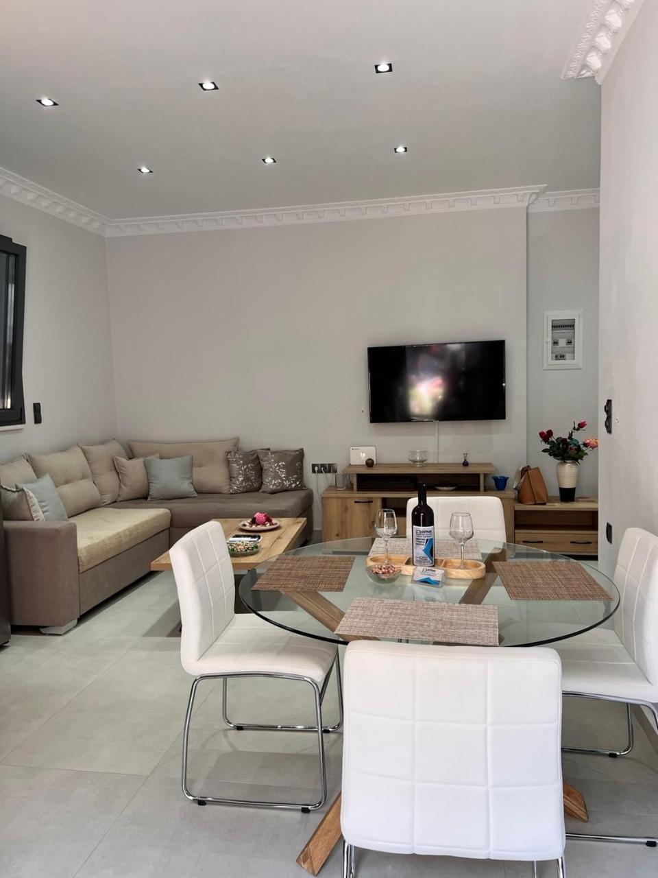 Kontis' Furnished Apartment Loutraki  Ngoại thất bức ảnh
