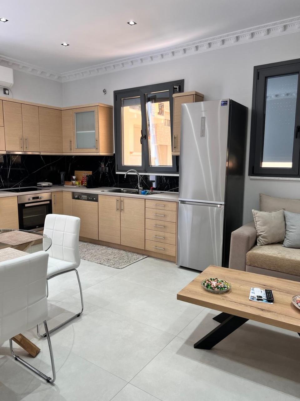 Kontis' Furnished Apartment Loutraki  Ngoại thất bức ảnh